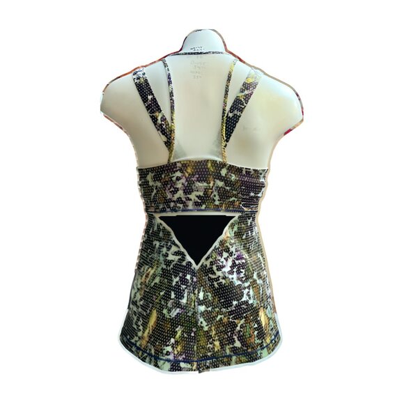 Lululemon Running in the City Multicolor Floral Mesh Panel Tank - Picture 2 of 3